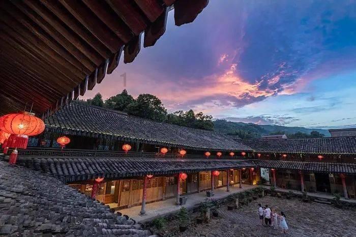与陌生人互换住宅“交换式旅游”日渐流行，靠谱吗？游戏画面