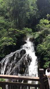 逃离海岛村
